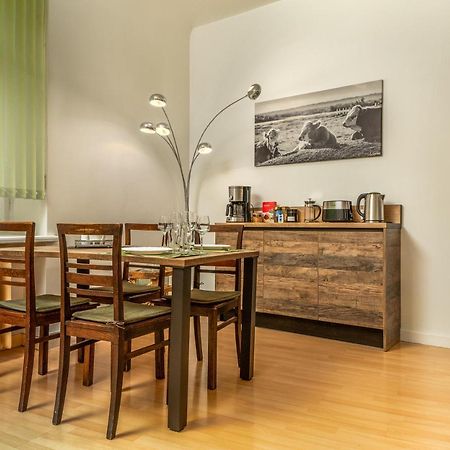 Central Perk Apartments Riga Kültér fotó