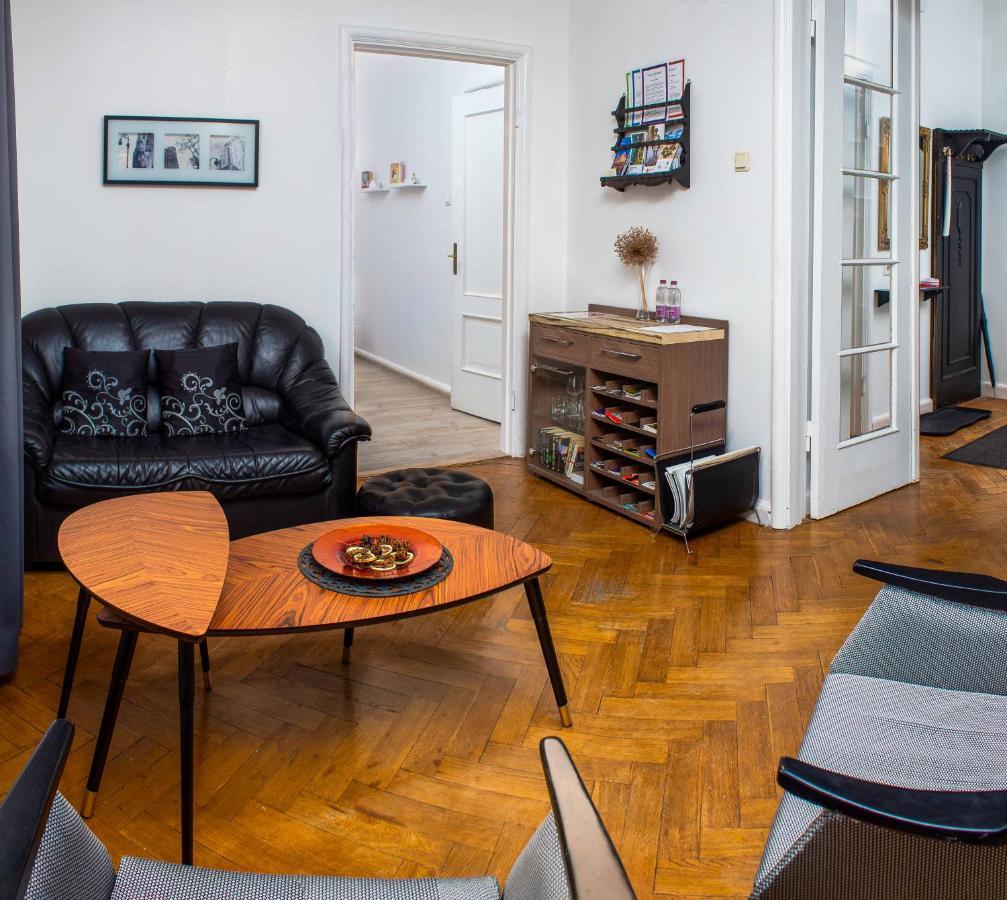 Central Perk Apartments Riga Kültér fotó